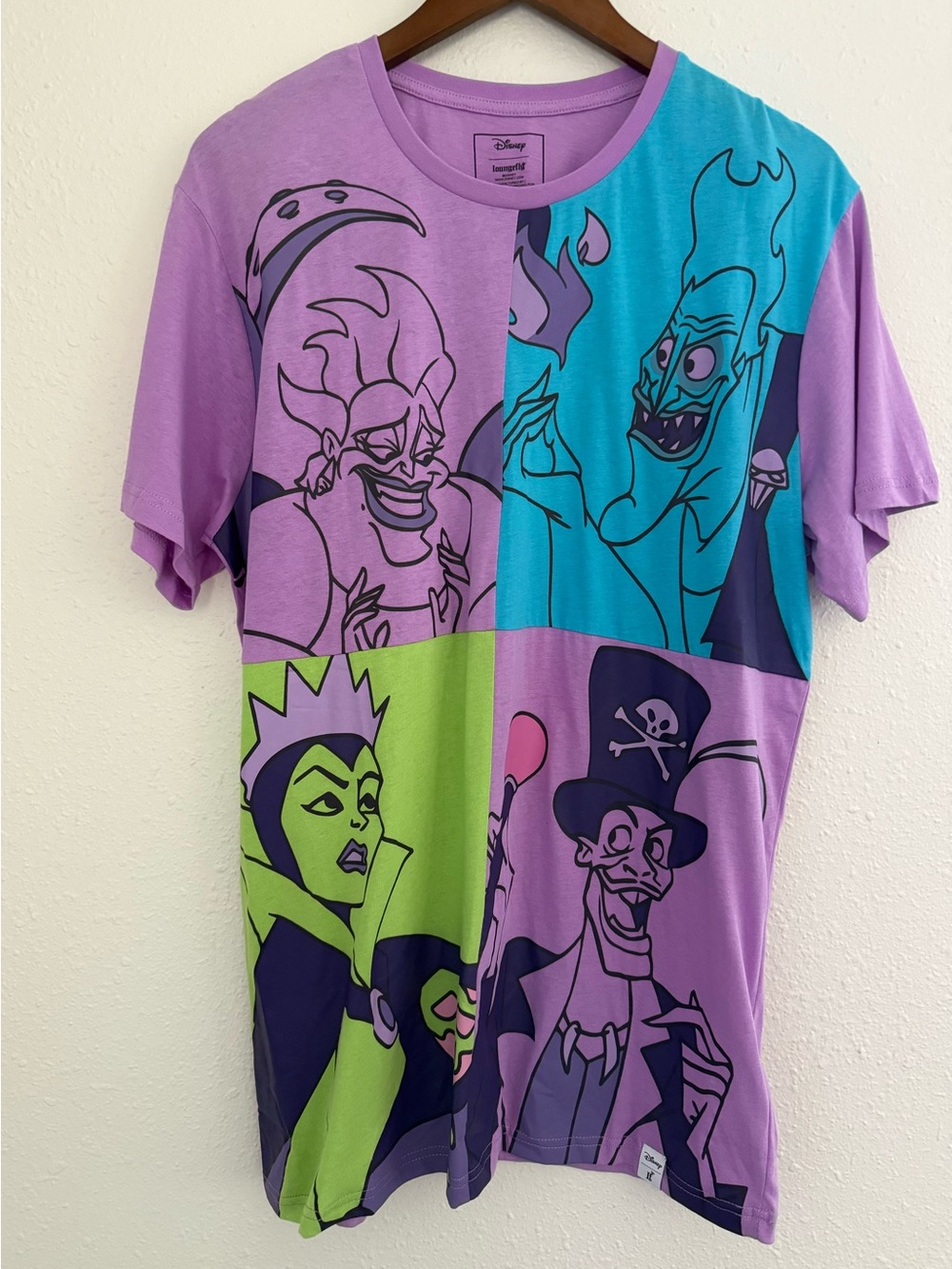 NWT Loungefly Disney Villains Squares Unisex Tee XL Halloween